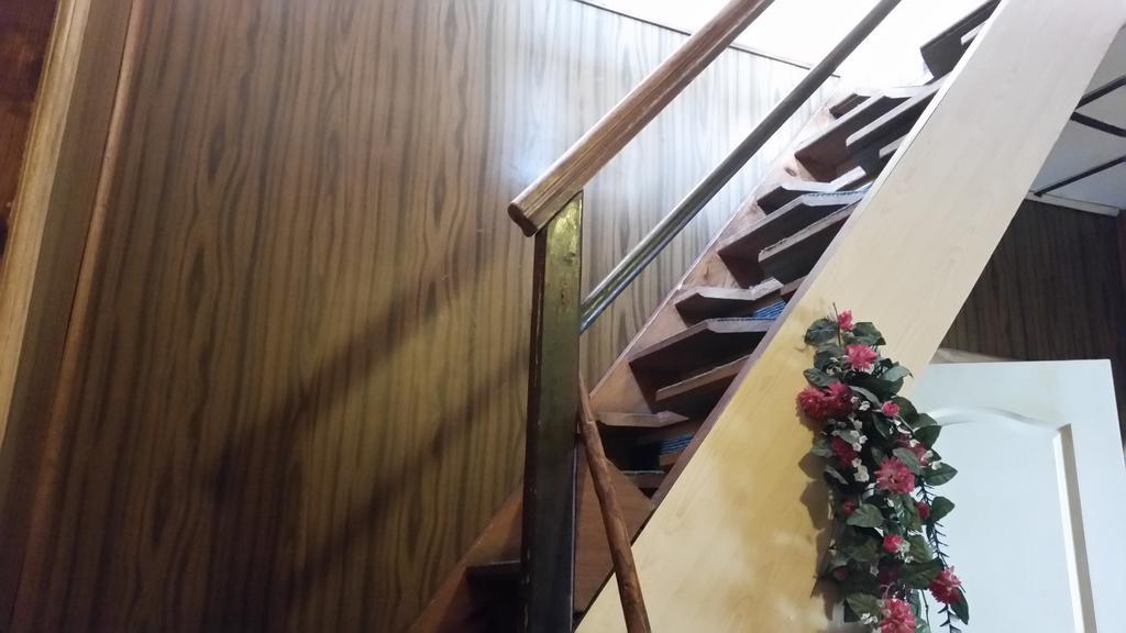 Rasas Ξενοδοχείο Σιγκούλντα Εξωτερικό φωτογραφία